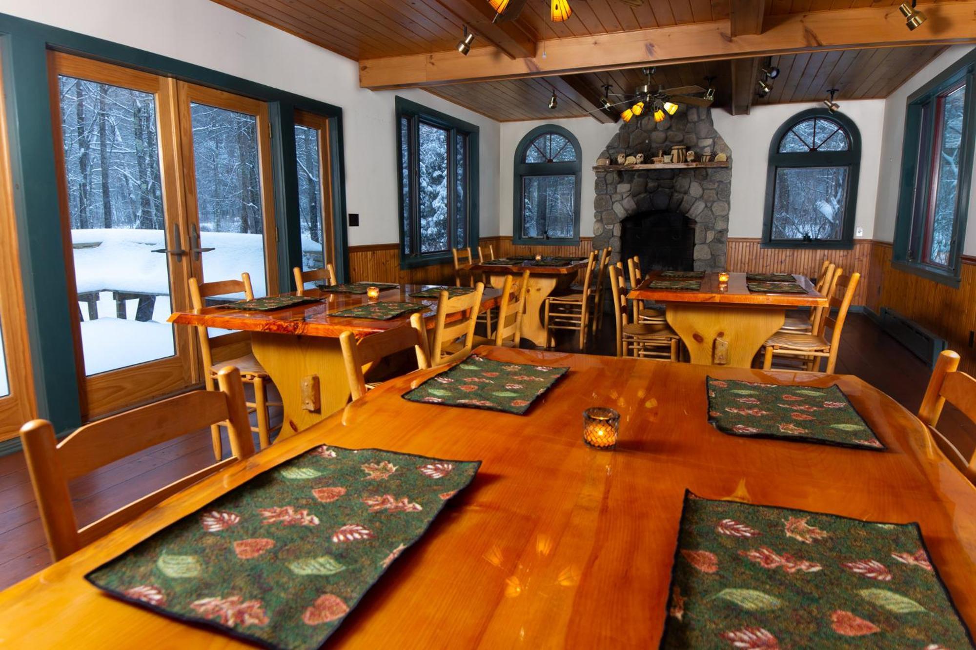 Trails End Inn Keene Valley Extérieur photo